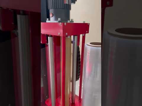Pallet wrapping machine