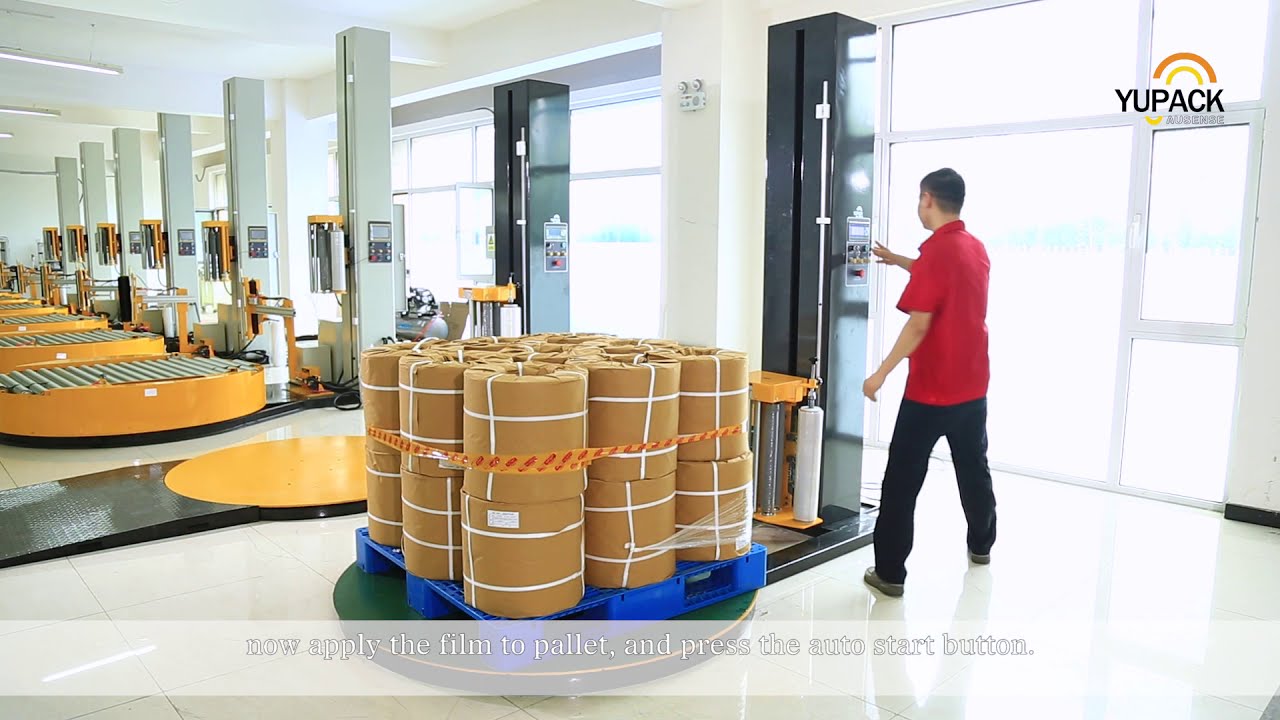 Pallet wrapping machine