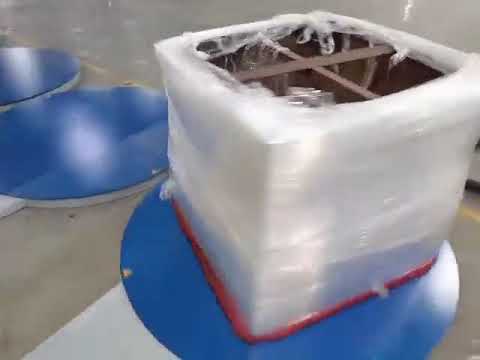 Pallet wrapping machine