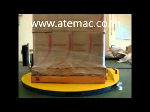 Pallet wrapping machine