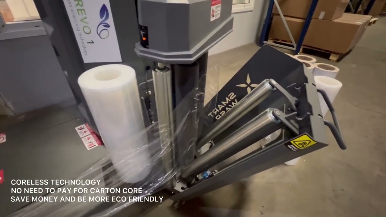Pallet wrapping machine