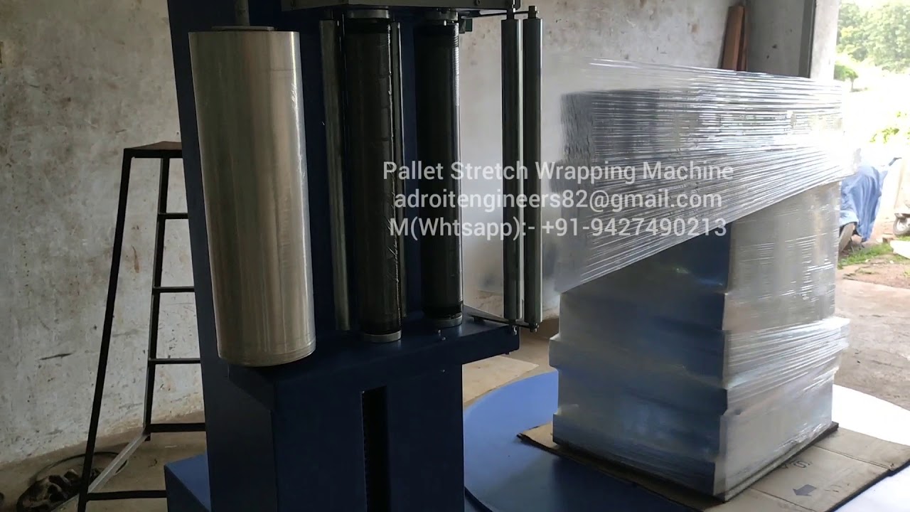 Pallet wrapping machine