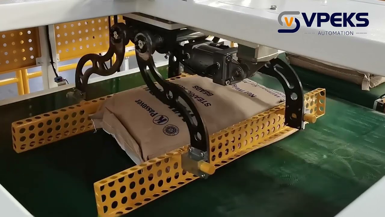 Pallet wrapping machine